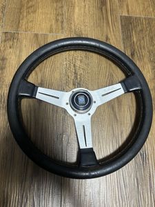 ナルディ 当時物の値段と価格推移は？｜338件の売買データからナルディ