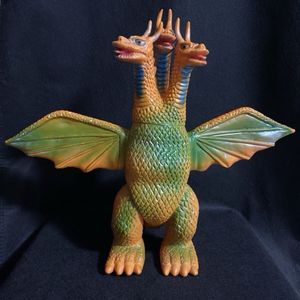 ブルマァク ソフビ キングギドラの値段と価格推移は？｜53件の売買