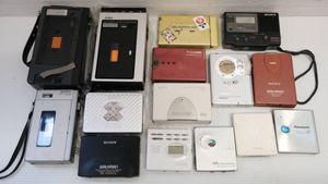 カセットウォークマン AIWAの値段と価格推移は？｜22件の売買データ