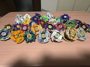 初代ベイブレードの値段と価格推移は？｜8件の売買データから初代