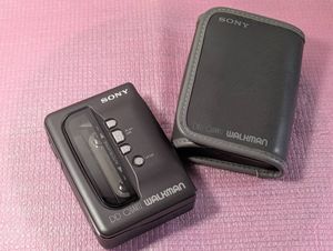 SONYウォークマンの値段と価格推移は？｜464件の売買データからSONY