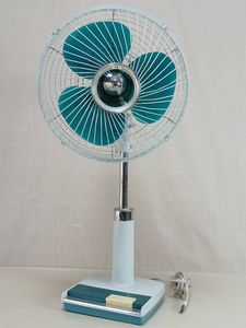 シャープ 扇風機 レトロの値段と価格推移は？｜16件の売買データから
