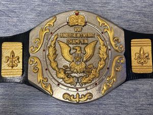WWF チャンピオンベルトの値段と価格推移は？｜4件の売買データからWWF