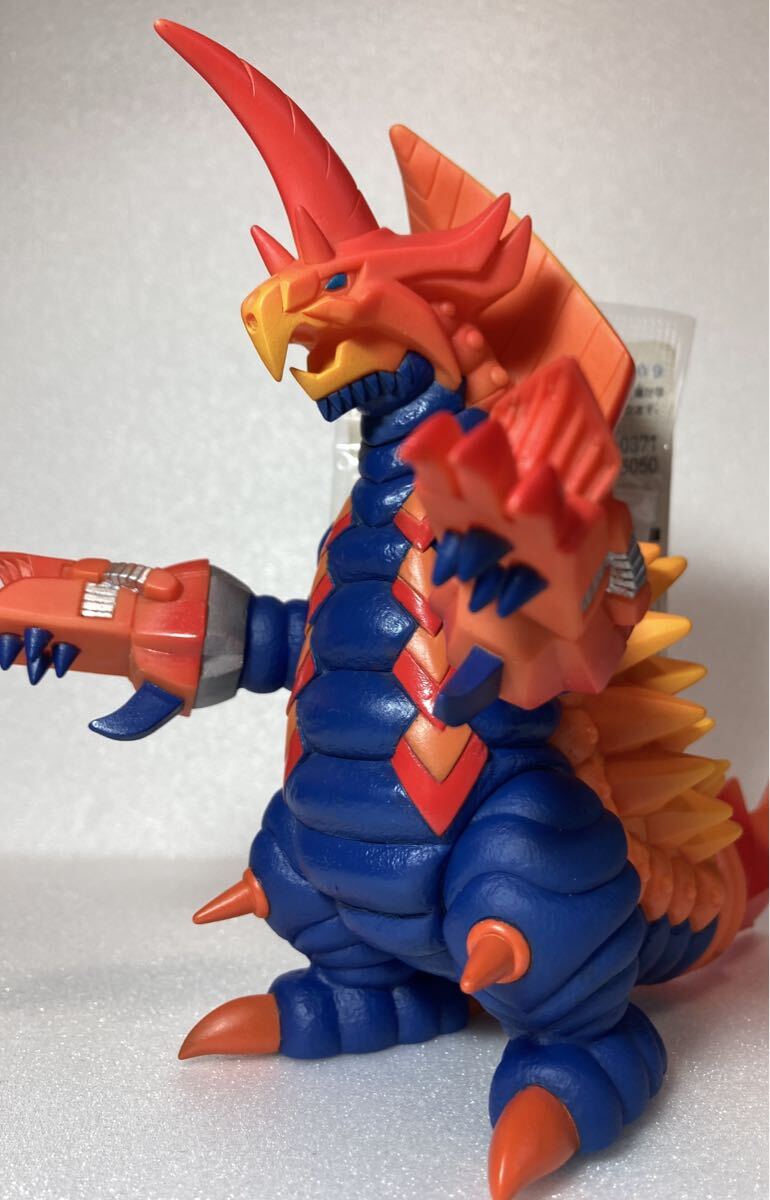 大怪獣バトルneoの値段と価格推移は？｜13件の売買データから大怪獣