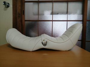 バリオス1型三段シートの値段と価格推移は？｜1件の売買データから
