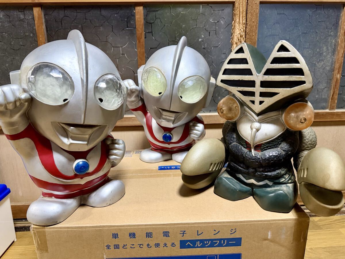 バルタン星人貯金箱の値段と価格推移は？｜1件の売買データから
