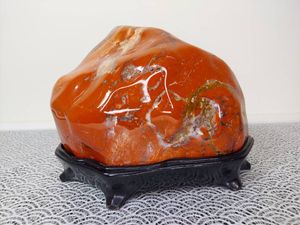 天然石　鑑賞石　佐渡赤玉石　赤石　置物　重さ約2.5㎏　唐木台付　V　R6939 佐渡 赤玉石の値段と価格推移は？｜41件の売買データから佐渡 赤玉石の