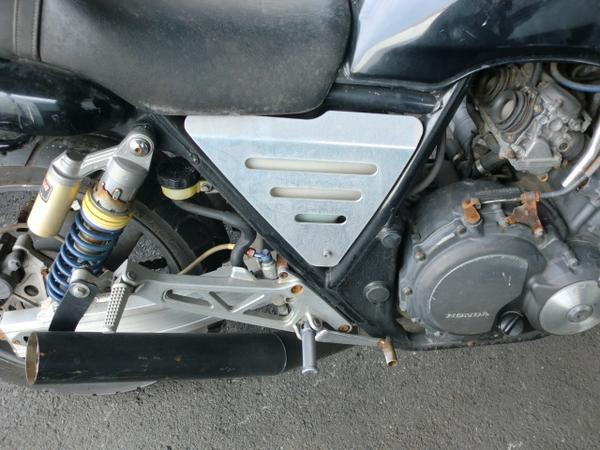 中古】 CB400SF NC31 OVER オーバー サイドカバー E95(ホンダ用)｜売買