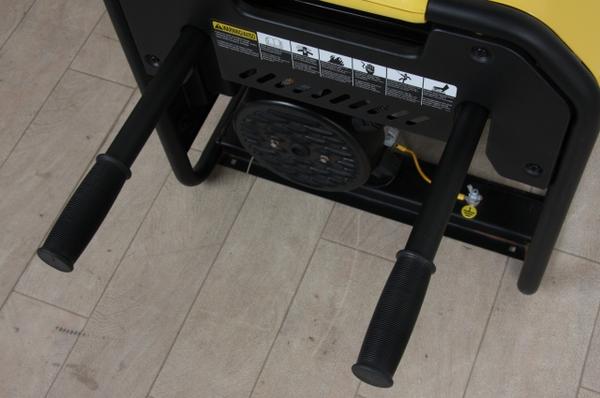 3f♪Y)McCULLOCH□エンジン発電機 FGG350MK□60Hz 3.76Kw(発電機、変圧 