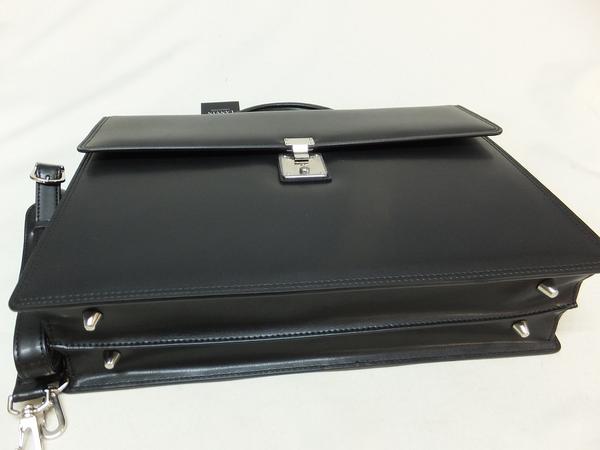 10 Lanvin ランバン 黒撥水革ビジネスバッグ 半沢直樹堺雅人 ブリーフケース 書類かばん 売買されたオークション情報 Yahooの商品情報をアーカイブ公開 オークファン Aucfan Com