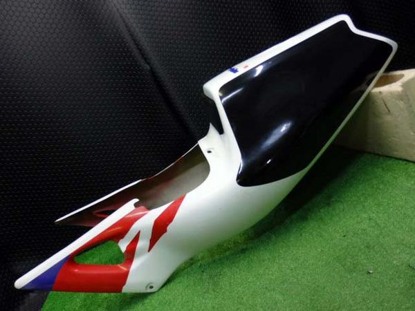 RVF400 NC35 シルエットジャパン シングルシートカウル 美品(リア