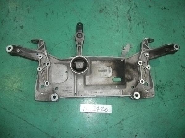 12050202C GH-1KBLX ゴルフ5 エンジンメンバー