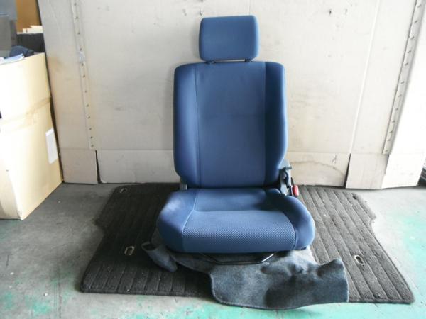 ハイゼット S330V 右フロントシート