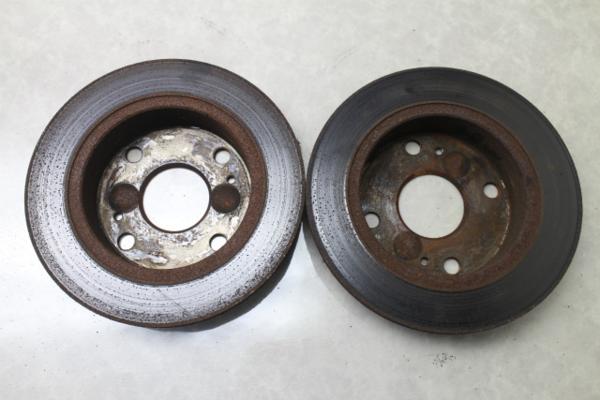 A485 AE86 カローラレビン リアブレーキローター