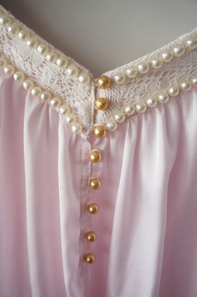 Lois CRAYON ロイスクレヨン パールレースサテントップスM*薄手