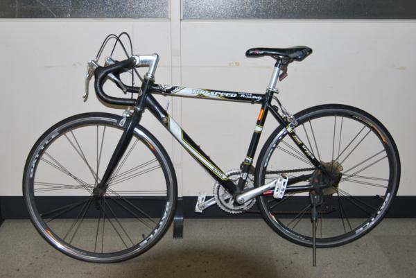 BATTLE top speed　700×23C　6×2段　ロードバイク