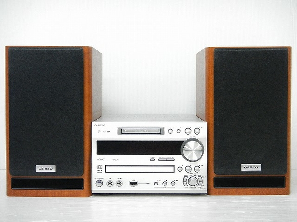 美品 ONKYO CD/MDチュナーアンプシステム X-N7XX 13年 O1301464
