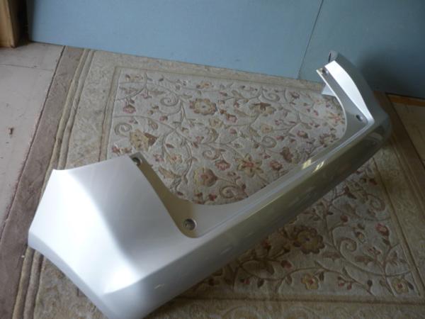 ラクティス　リアバンパー　NCP100　シルバー　（b32241）