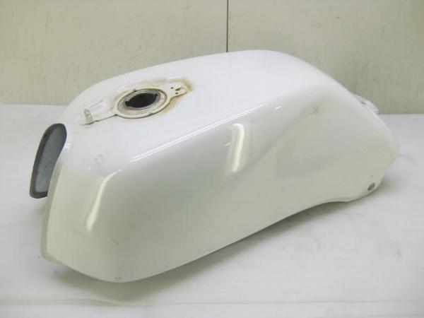 145903 CB400N 純正 ガソリンタンク ホーク3 メーカー・名