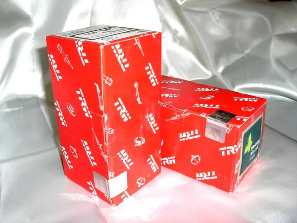 D-1578■W211 E320 211265C 前後ブレーキパッド 送料無料