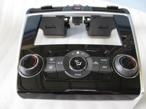 スバル レヴォーグVM 純正オーディオパネル(エアコンスイッチ付