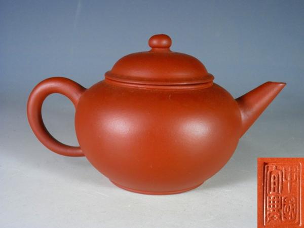 【大景】中国美術 「中國宜興」款 朱泥急須