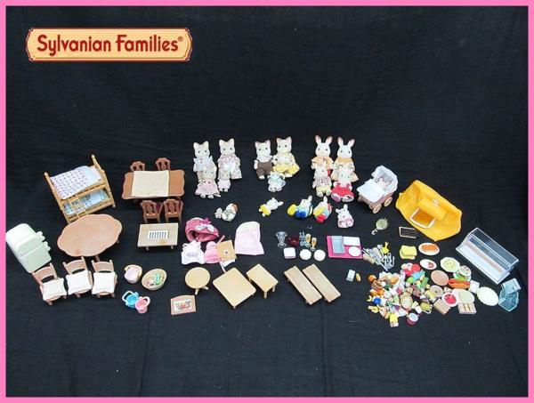 ■シルバニアファミリー お人形 家具 洋服 小物 色々セット■C56
