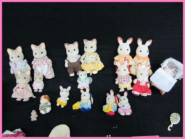 ■シルバニアファミリー お人形 家具 洋服 小物 色々セット■C56