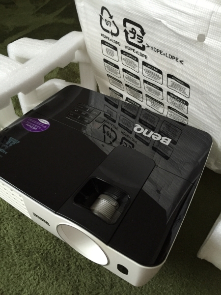 【送料無料】BENQ DLPデータプロジェクター MS614 人気 美品中古