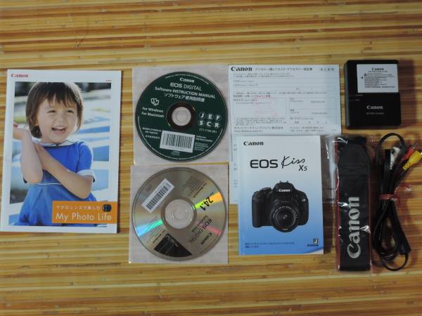 ジャンク品 Canon キャノン EOS kiss X5 ボディ 電源入らず