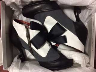 黒執事xちゃけちょけコラボセバスチャンモデル ブーティ