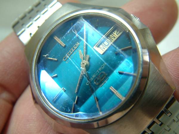 Citizen　エレクトロニック　Cosmotron　カットガラスモデル。