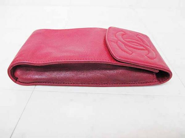 シャネル CHANEL ココマーク キャビアスキン携帯ケース 赤レッド