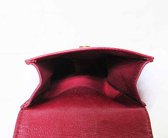 シャネル CHANEL ココマーク キャビアスキン携帯ケース 赤レッド