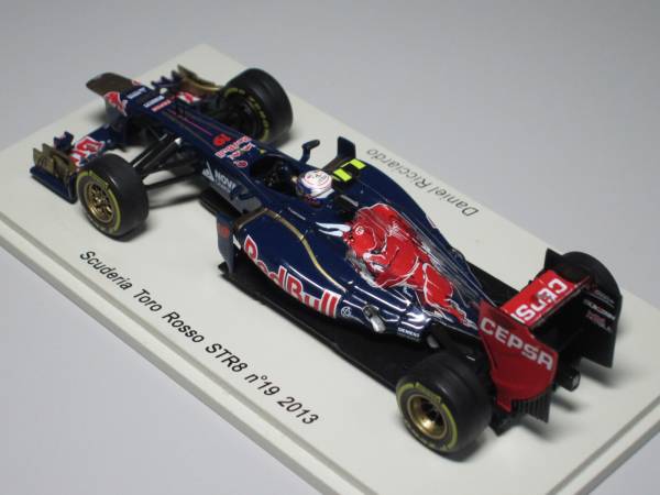 スパーク スクーデリア トロロッソ STR8 D.リカルド 2013