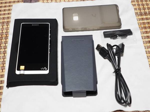 SONY ポータブルウォークマン　NW-ZX1