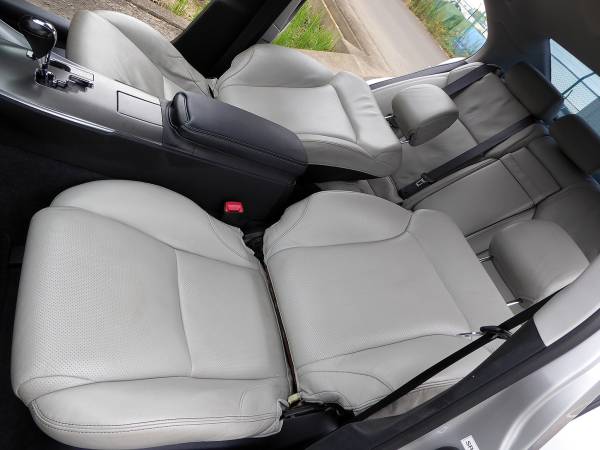 ☆レクサスIS350☆低走行!!純正HDD/HID/革/マクレビ/車検MAX♪♪_8