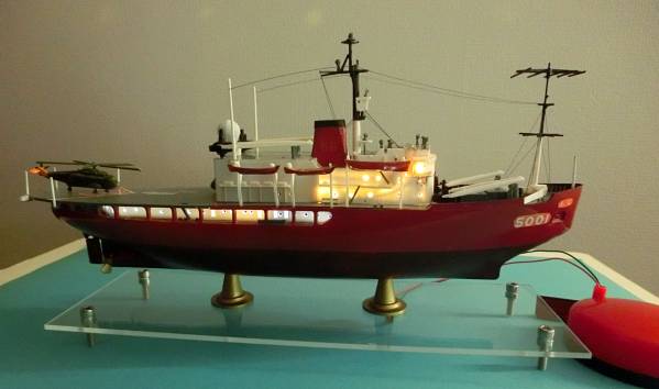 ★大幅値下げ★電飾★砕氷艦 南極観測船 ふじ★1/300☆完成品☆