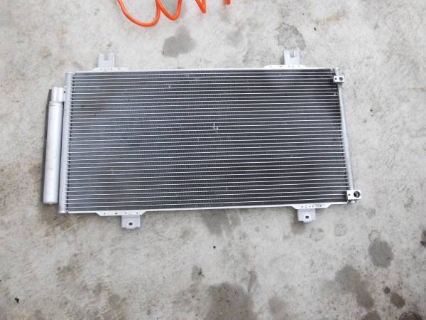 ★ホンダ純正　フィットGP5★エアコン　コンデンサー★