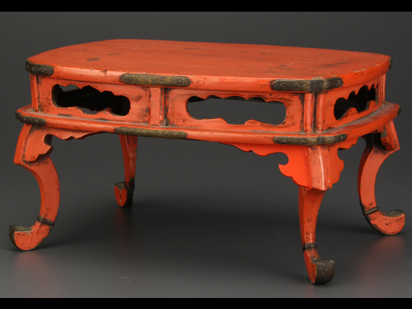 【流】仏教美術 時代根来塗春日卓 平卓 時代金具 LH456