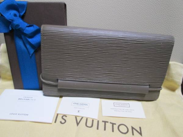 未使用ルイヴィトンエピ手帳カバー アジェンダ オリゾンタル本物