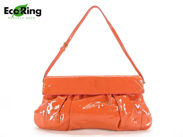 1円 ミュウミュウ エナメル ポケット付き ハンドバッグ AK237