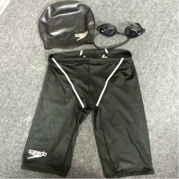 水泳3点セット「水着・キャップ・ゴーグル」