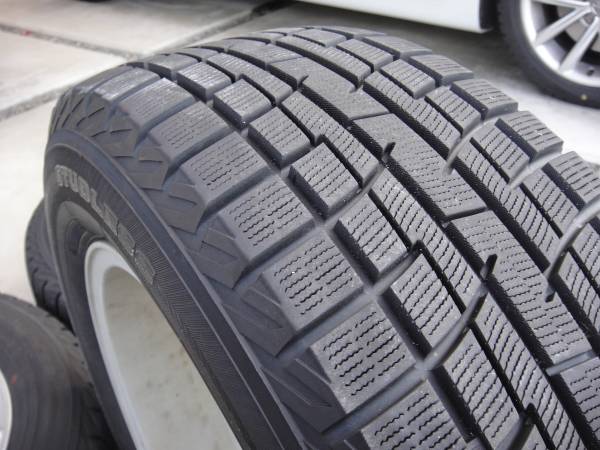 ヨコハマ スタッドレスタイヤ ホイール 4本セット 215/60R16 ヨコハマ スタッドレスタイヤ ホイール 4本セット 215/60R16