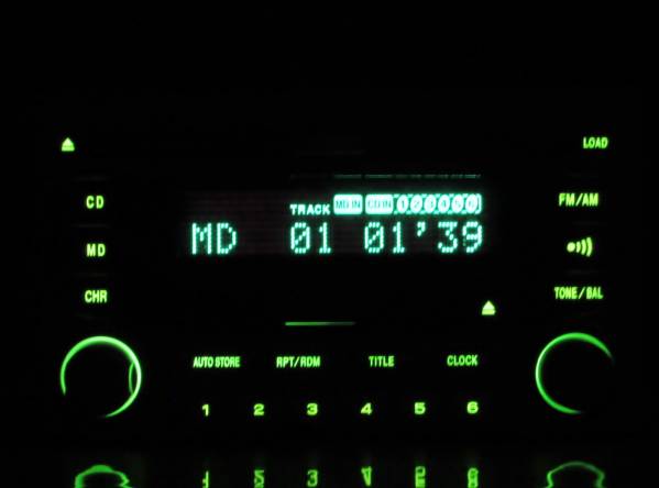 スバル純正 オーディオ 86201KE140 CD6枚チェンジャー 管53f43