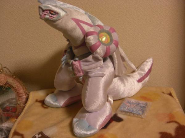 ポケモンセンター限定　大きいパルキアぬいぐるみ　新品