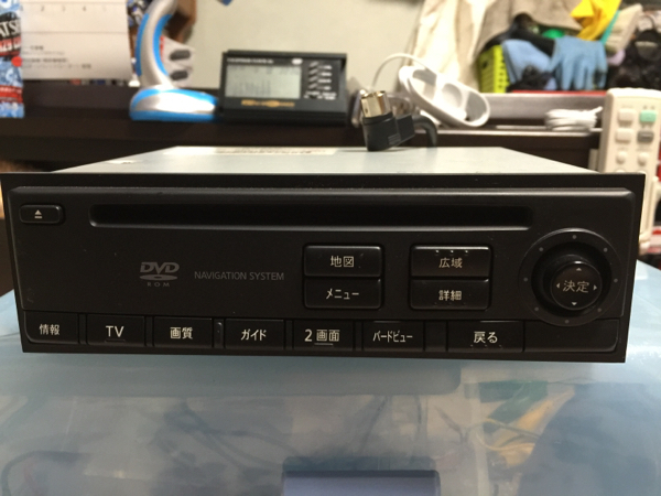 C24 セレナ後期 DVDナビ 本体 CCU-3063VA 地図04-05年