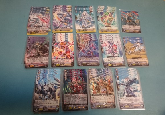 ヴァンガード スタンダード ロイヤルパラディンデッキ 光を覆い尽くす悪意の闇 ヴァンガード アシュレイ 宝石 デッキ