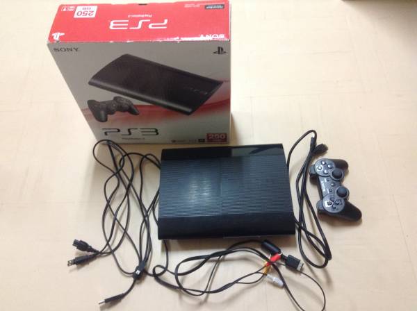 PS3本体　CECH-4000B　ブラック 中古美品　HDMIつき　外箱あり