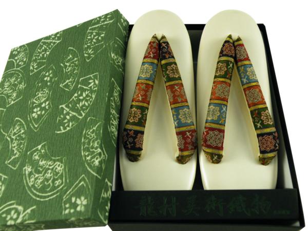 1円～■龍村美術織物　生地使用　高級 おしゃれ 草履 ■ F 白台